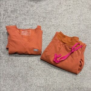 FIGS Scrubs Set Terracotta Color Catarina Top and High Waisted Yola Jogger